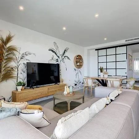 3 Bedroom Ground Floor @ Hills! * Estepona