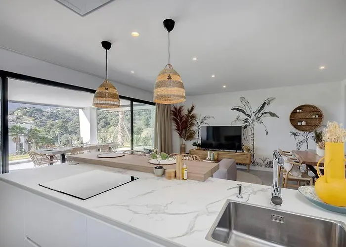 3 Bedroom Ground Floor @ Hills! Estepona