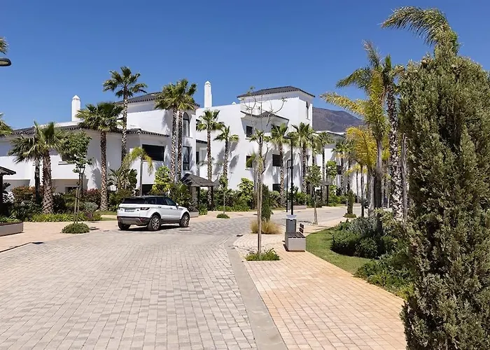 3 Bedroom Ground Floor @ Hills! * Estepona