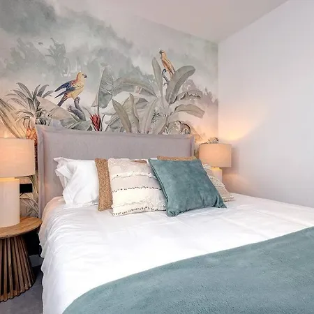 3 Bedroom Ground Floor @ Hills! Apartman