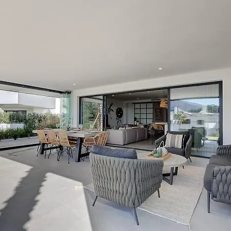 3 Bedroom Ground Floor @ Hills!