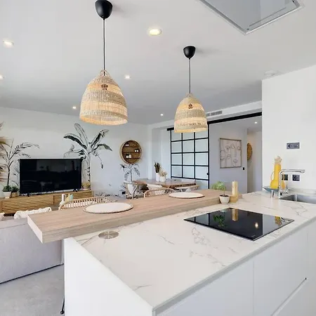 3 Bedroom Ground Floor @ Hills!