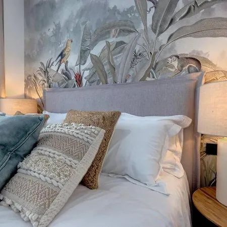 3 Bedroom Ground Floor @ Hills! Apartman *