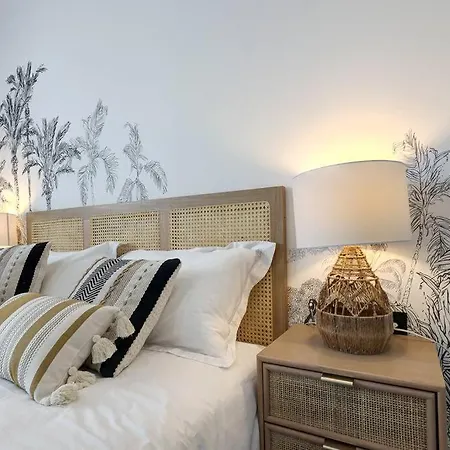 Апартаменти 3 Bedroom Ground Floor @ Hills! Естепона