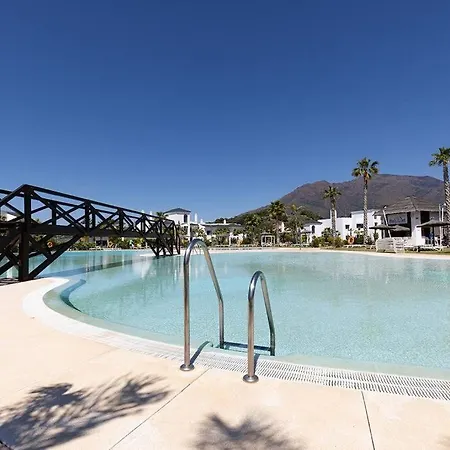 3 Bedroom Ground Floor @ Hills! *