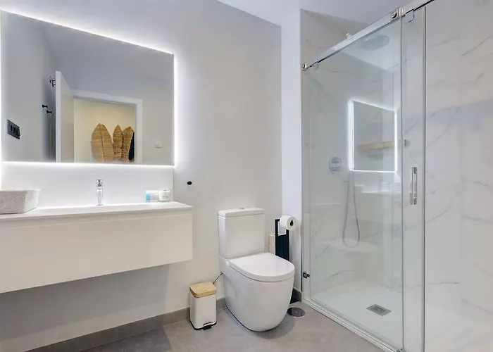 3 Bedroom Ground Floor @ Hills! *