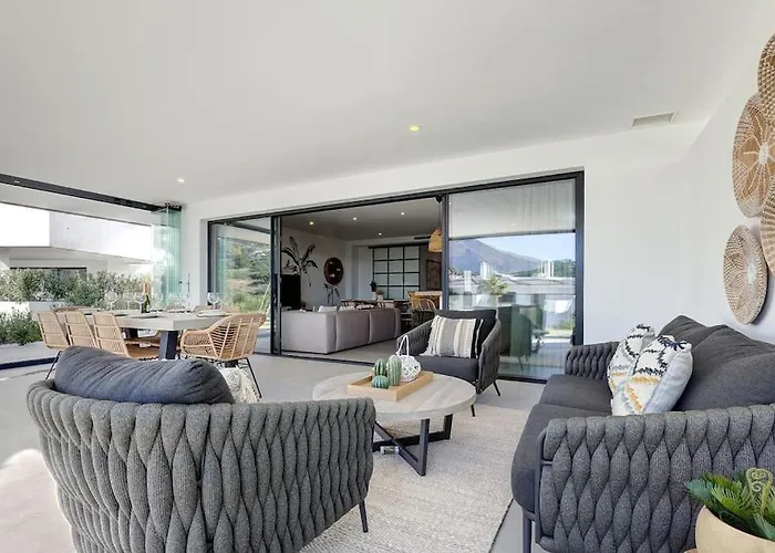 Apartment 3 Bedroom Ground Floor @ Hills! Estepona